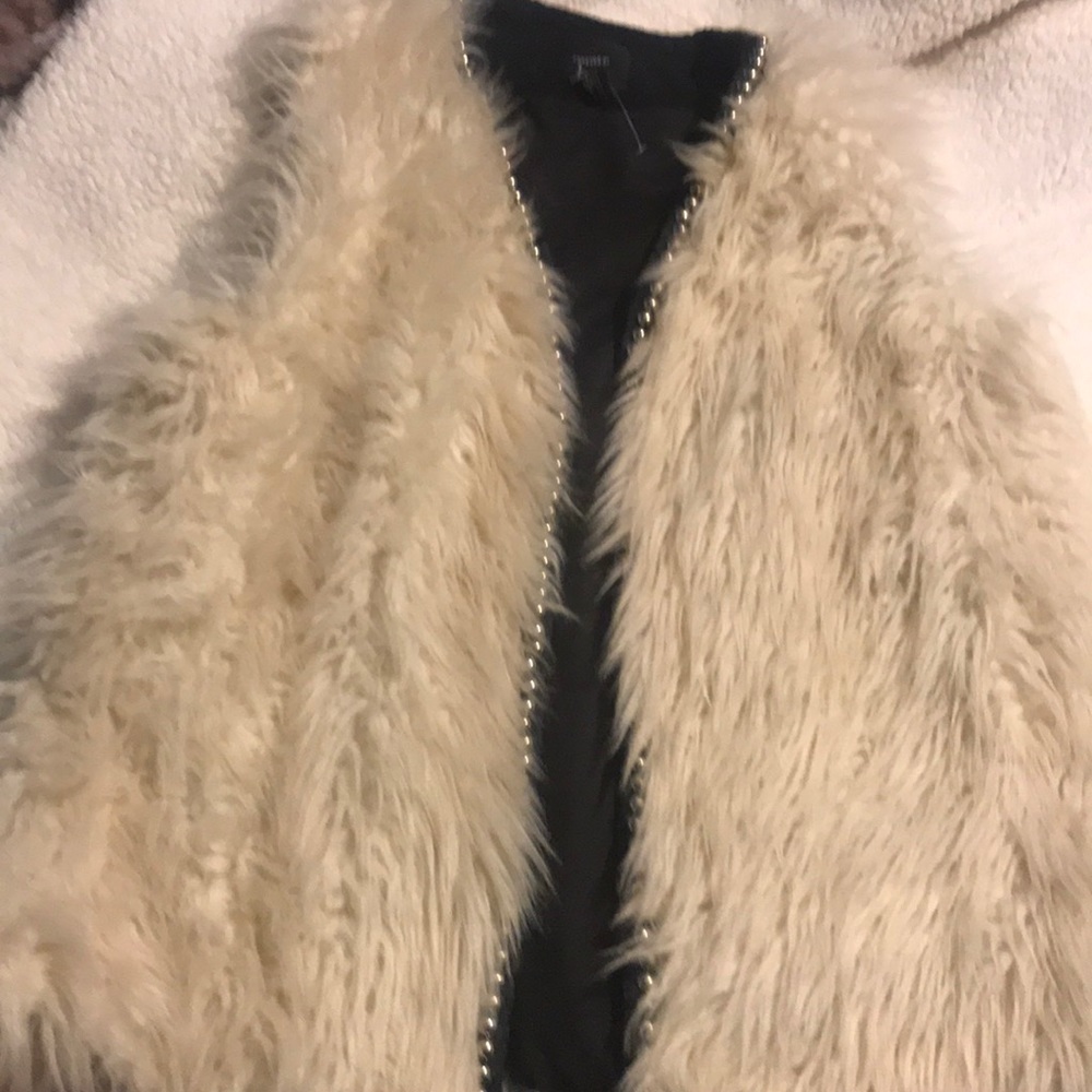 Brand new vest